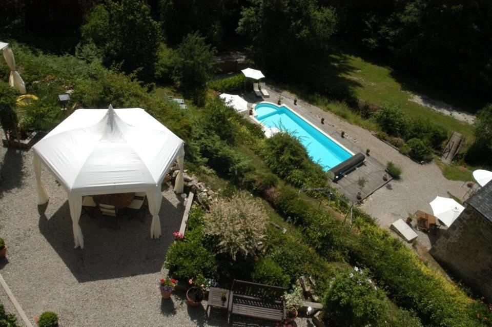 Bed and Breakfast Le Moulin Des Farges Meymac Exterior foto