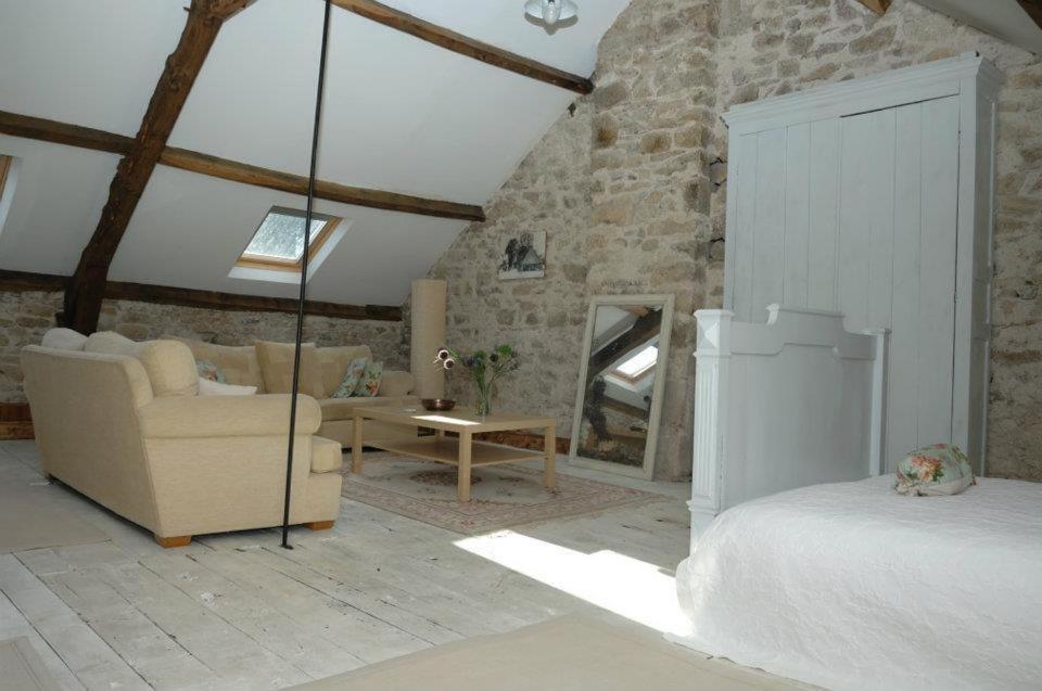 Bed and Breakfast Le Moulin Des Farges Meymac Exterior foto