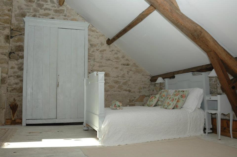 Bed and Breakfast Le Moulin Des Farges Meymac Exterior foto
