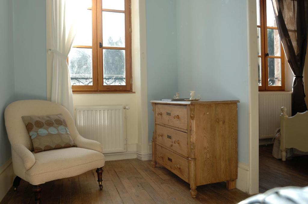 Bed and Breakfast Le Moulin Des Farges Meymac Habitación foto