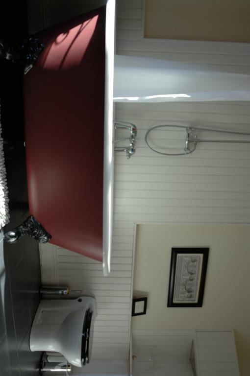 Bed and Breakfast Le Moulin Des Farges Meymac Exterior foto