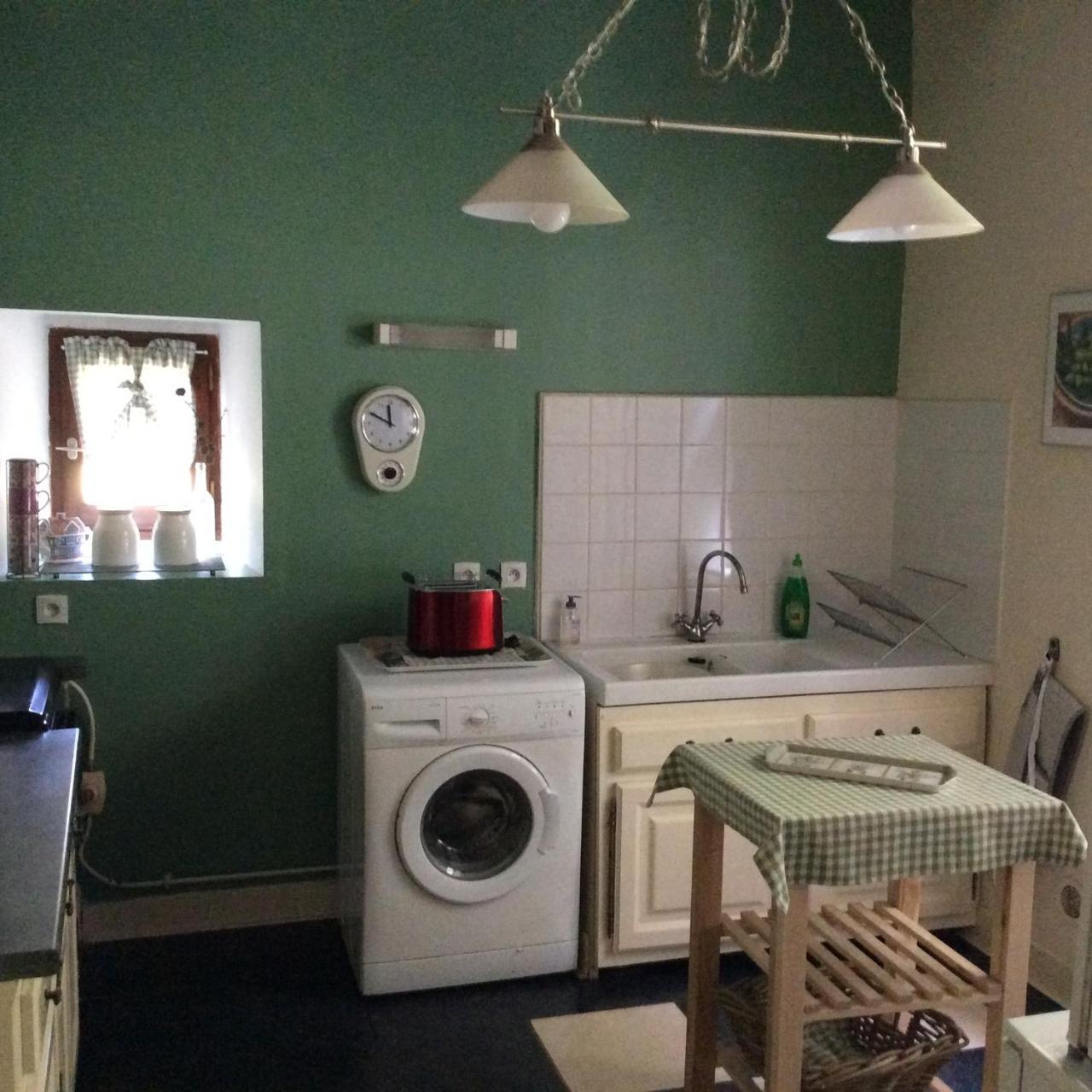 Bed and Breakfast Le Moulin Des Farges Meymac Exterior foto